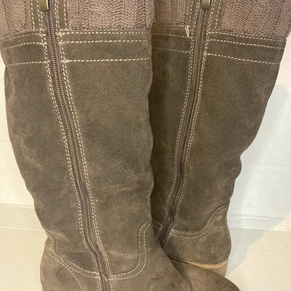 Bjorndal Woman Brown Suede Knee-High 'Stylish Boots Size 8
